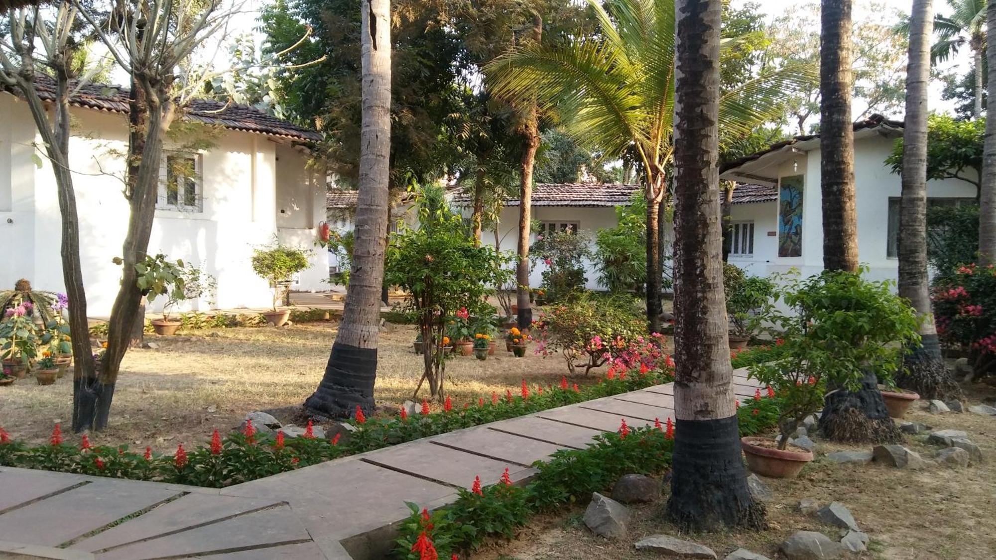 Chhuti Holiday Resort Bolpur Exteriér fotografie
