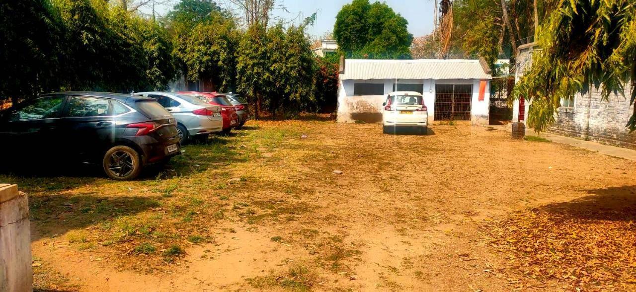 Chhuti Holiday Resort Bolpur Exteriér fotografie